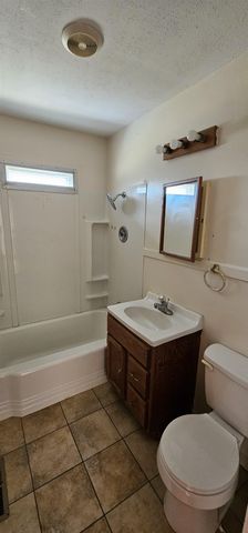 627 S Calhoun Dr., Wichita, KS 67207