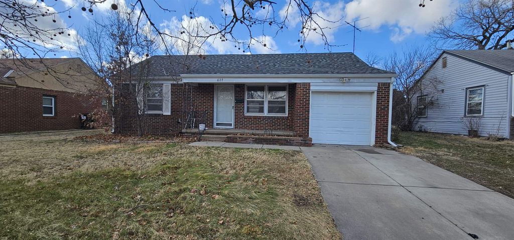 627 S Calhoun Dr., Wichita, KS 67207