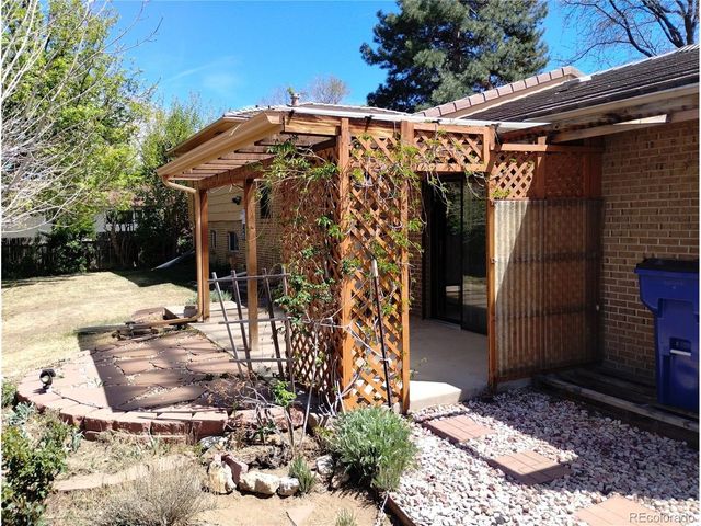 6294 S Oneida Way, Centennial, CO 80111