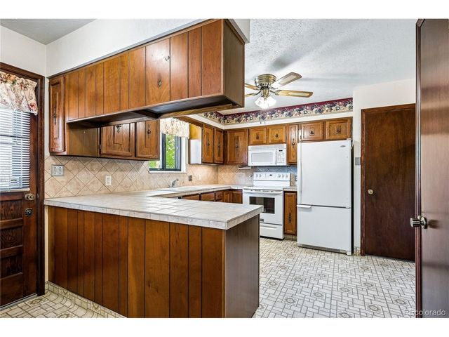 6294 S Oneida Way, Centennial, CO 80111