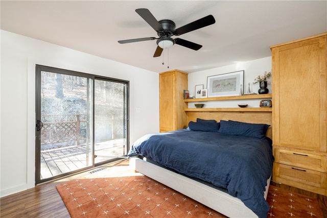 4047 N Valerie Drive, Fayetteville, AR 72703