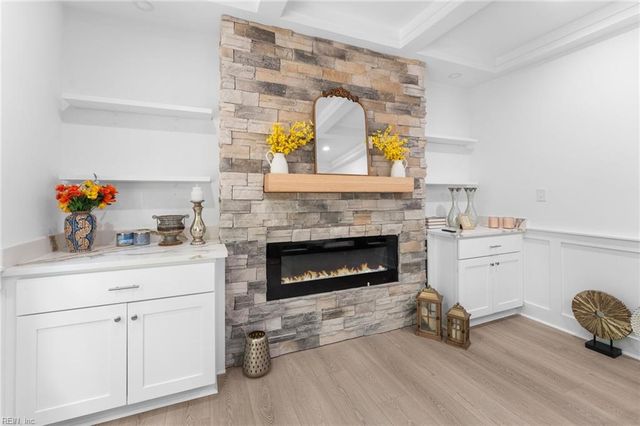 107 Wheeley CIR, Yorktown, VA 23693