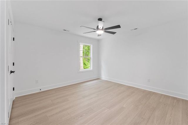 107 Wheeley CIR, Yorktown, VA 23693