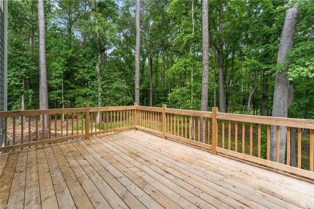 107 Wheeley CIR, Yorktown, VA 23693