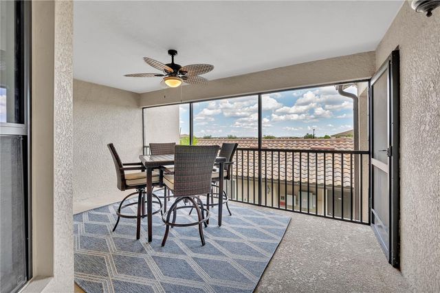 5577 PALMER CIRCLE 201, Bradenton, FL 34211