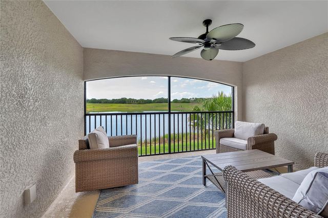 5577 PALMER CIRCLE 201, Bradenton, FL 34211