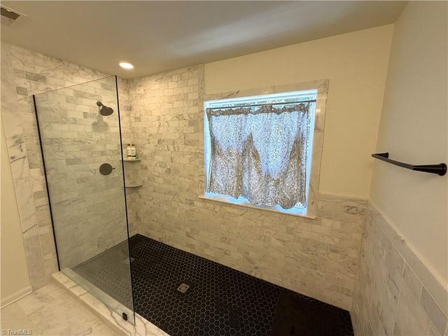 2971 Shady View Drive, High Point, NC 27265