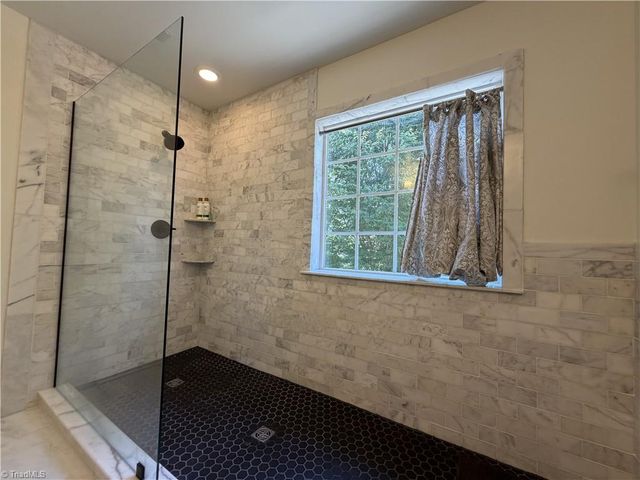 2971 Shady View Drive, High Point, NC 27265