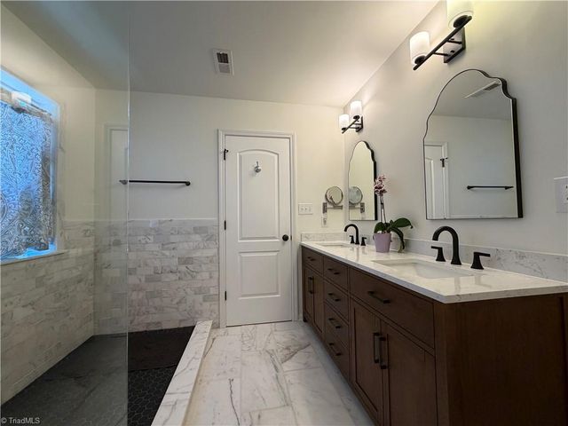 2971 Shady View Drive, High Point, NC 27265