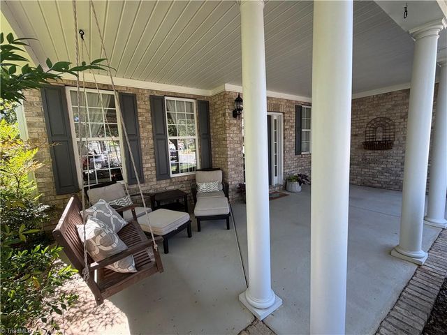 2971 Shady View Drive, High Point, NC 27265