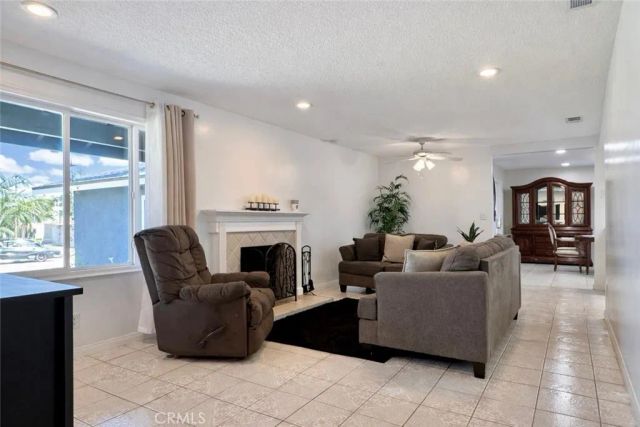 5686 Panama, Buena Park, CA 90620