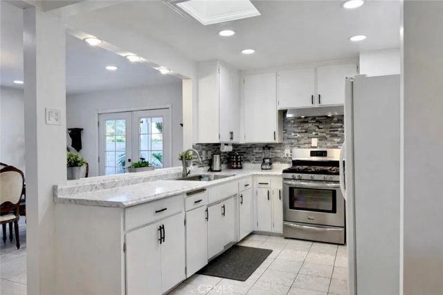 5686 Panama, Buena Park, CA 90620