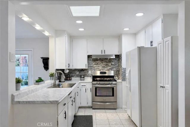 5686 Panama, Buena Park, CA 90620