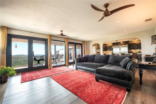 8614 Tip Top DR, Jonestown, TX 78645