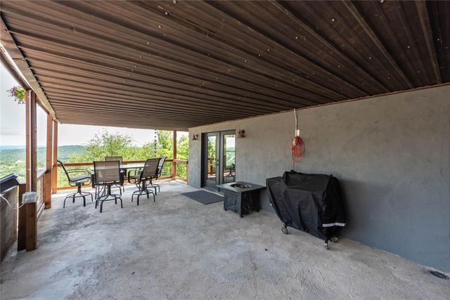 8614 Tip Top DR, Jonestown, TX 78645