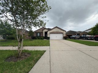 8110 Running Brook Lane, Richmond, TX 77469