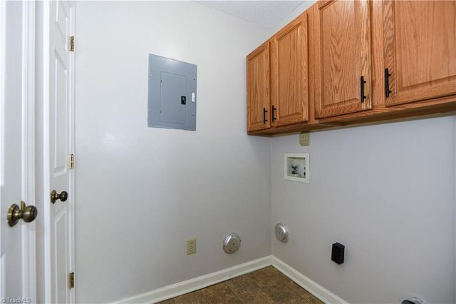 6704 W Friendly Avenue 4D, Greensboro, NC 27410
