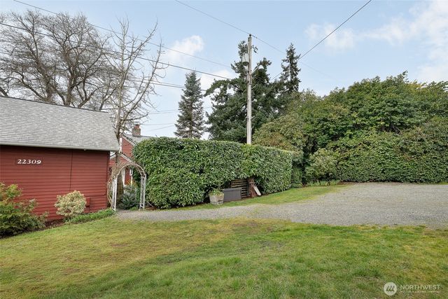 22309 9th Avenue S, Des Moines, WA 98198