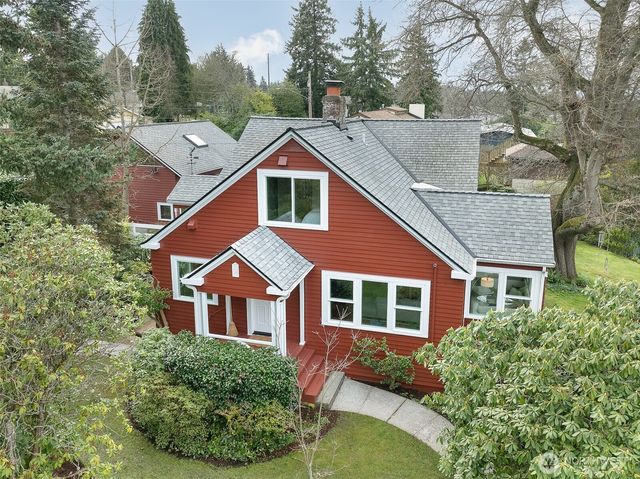 22309 9th Avenue S, Des Moines, WA 98198