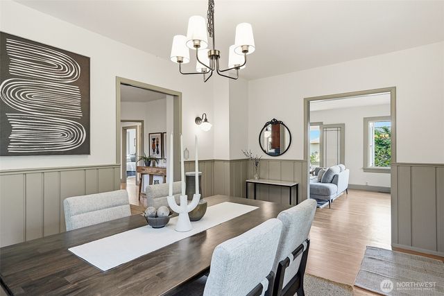 22309 9th Avenue S, Des Moines, WA 98198