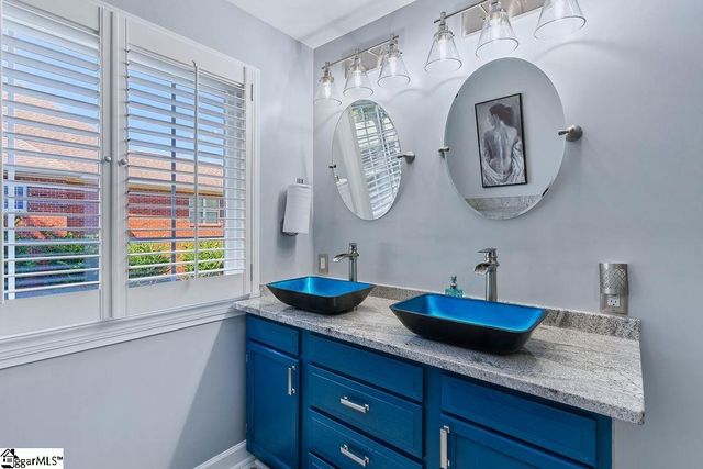 309 Gentry Run, Greenwood, SC 29649