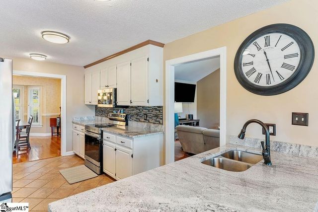 309 Gentry Run, Greenwood, SC 29649