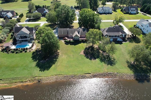 309 Gentry Run, Greenwood, SC 29649