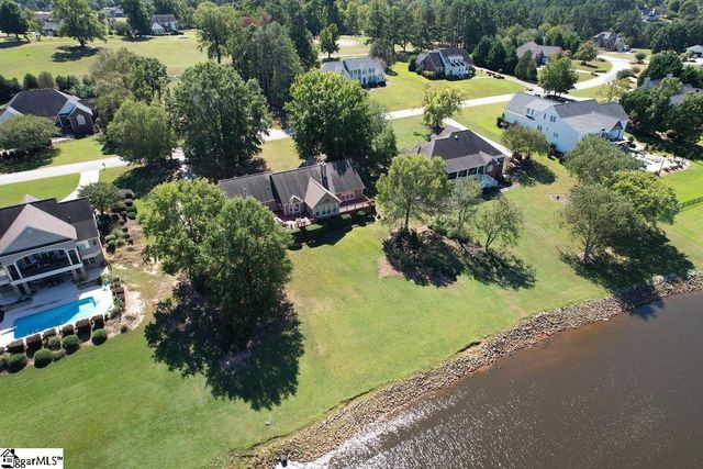 309 Gentry Run, Greenwood, SC 29649