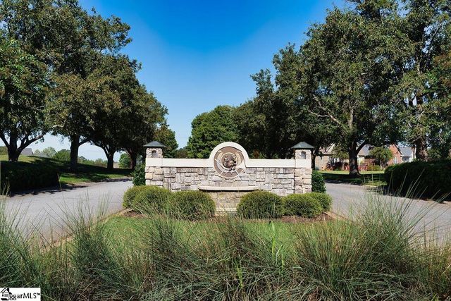 309 Gentry Run, Greenwood, SC 29649