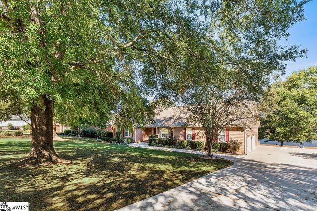 309 Gentry Run, Greenwood, SC 29649