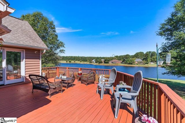 309 Gentry Run, Greenwood, SC 29649