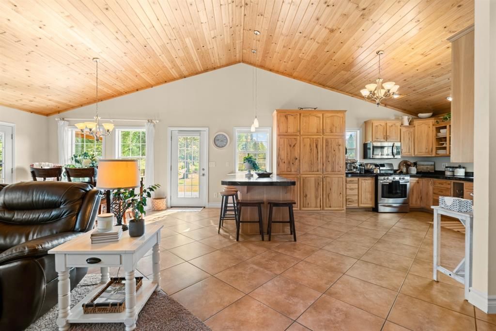 Image 22 of property listing at 9 Sandi Lane, Heron, MT 59844