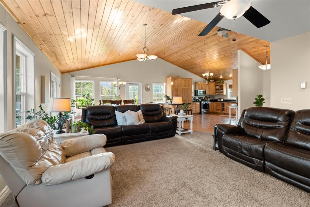 Image 30 of property listing at 9 Sandi Lane, Heron, MT 59844