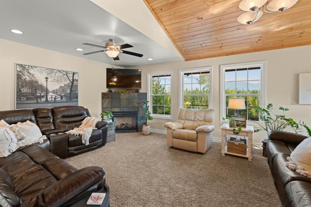 Image 32 of property listing at 9 Sandi Lane, Heron, MT 59844