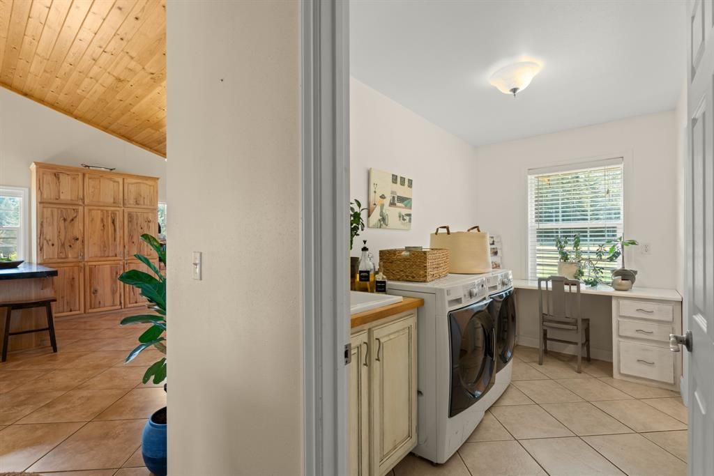 Image 33 of property listing at 9 Sandi Lane, Heron, MT 59844