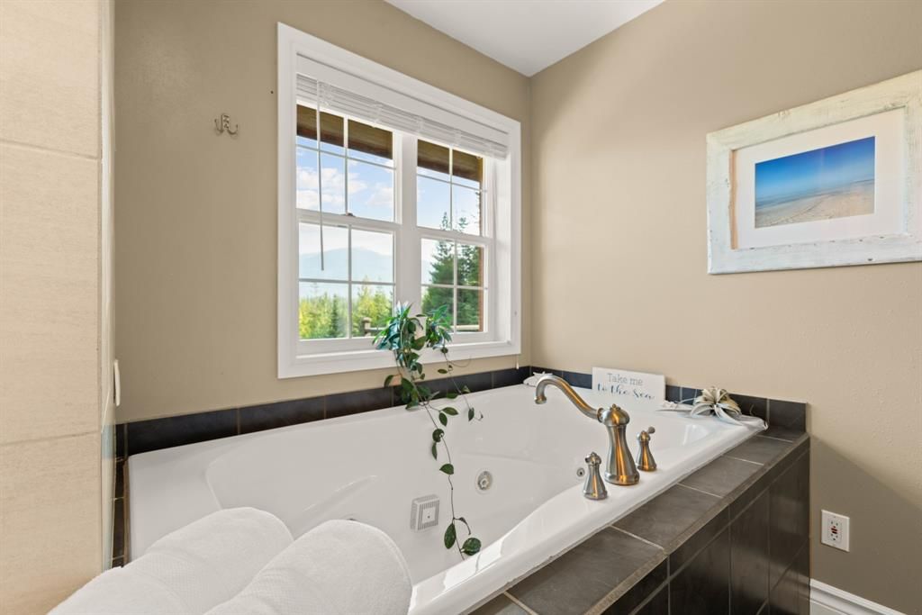 Image 42 of property listing at 9 Sandi Lane, Heron, MT 59844