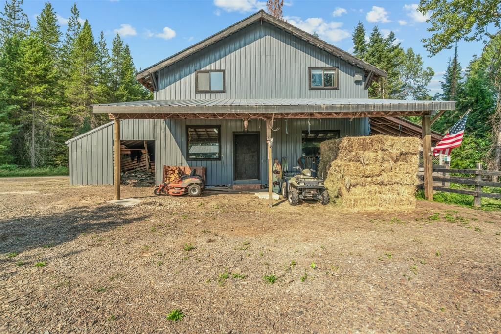 Image 5 of property listing at 9 Sandi Lane, Heron, MT 59844