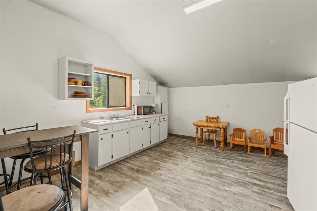 Image 74 of property listing at 9 Sandi Lane, Heron, MT 59844