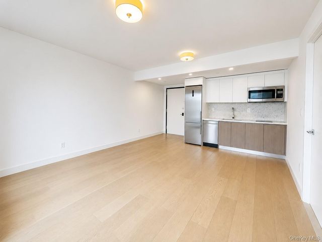 2128 Ocean Avenue 4G, Brooklyn, NY 11229