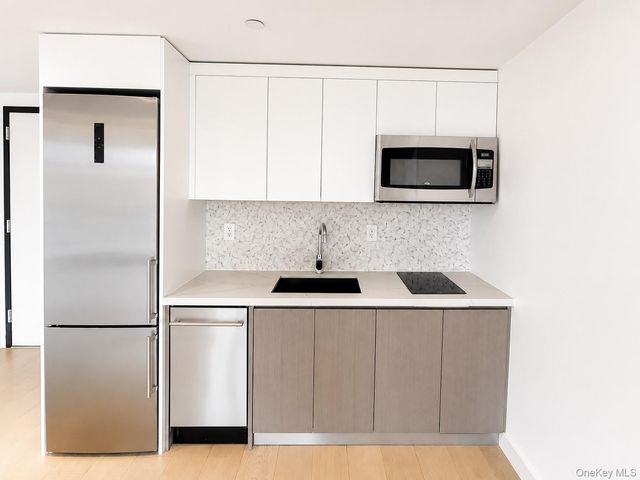 2128 Ocean Avenue 4G, Brooklyn, NY 11229