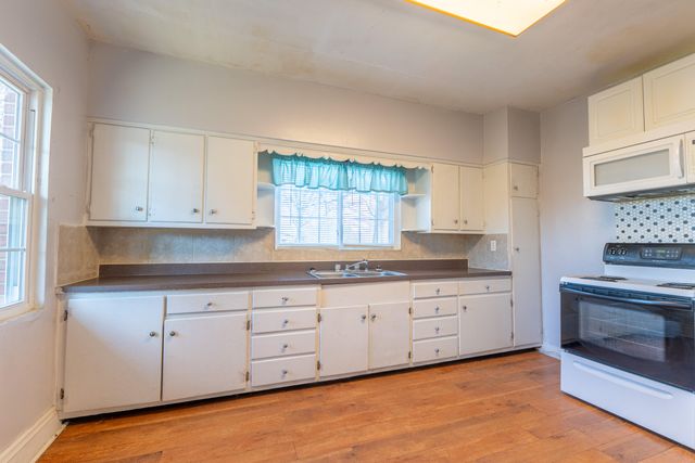 267 Stanford Street, Science Hill, KY 42553