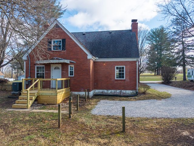 267 Stanford Street, Science Hill, KY 42553