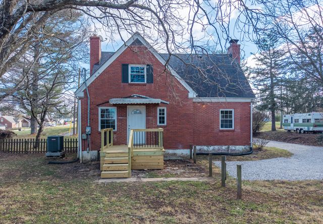 267 Stanford Street, Science Hill, KY 42553