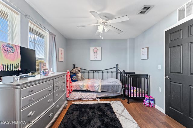 113 OCEANGATE Drive, Atlantic Beach, FL 32233
