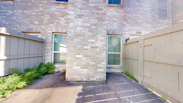 2984 Holly Hall Street 2984, Houston, TX 77054