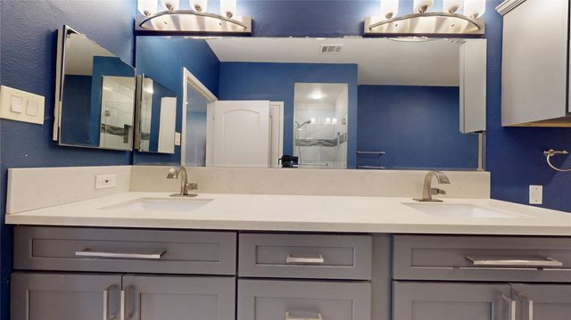 2984 Holly Hall Street 2984, Houston, TX 77054