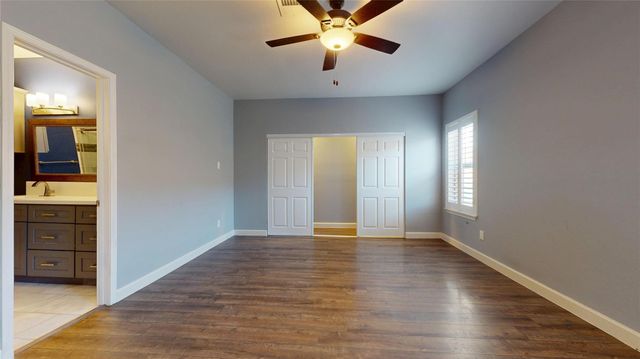 2984 Holly Hall Street 2984, Houston, TX 77054