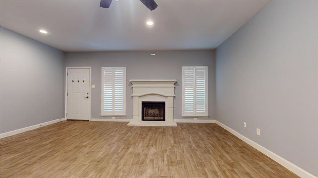 2984 Holly Hall Street 2984, Houston, TX 77054