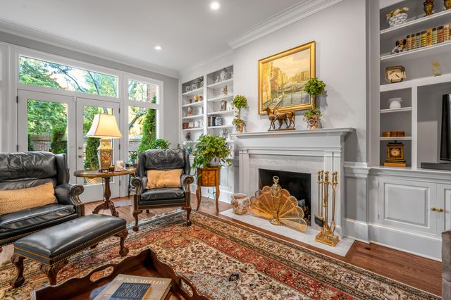 100 Idle Hour Drive 13, Lexington, KY 40502