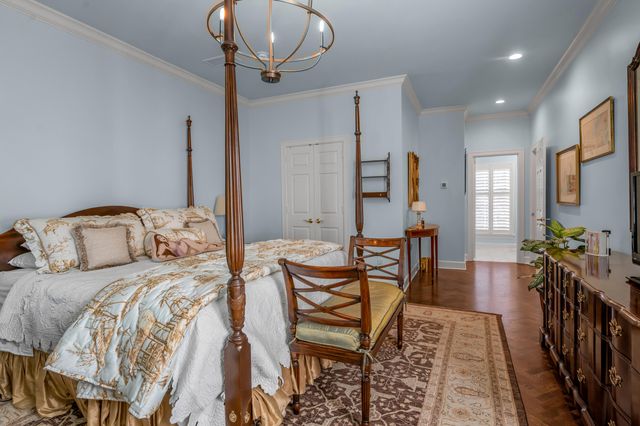 100 Idle Hour Drive 13, Lexington, KY 40502